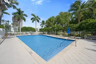 7900 Harbor Island Dr, North Bay Village, FL 33141 - Photo 22