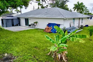 6539 Alexander Rd, West Palm Beach, FL 33413 - Photo 16