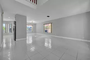 10820 Buttonwood Lake Dr, Boca Raton, FL 33498 - Photo 4