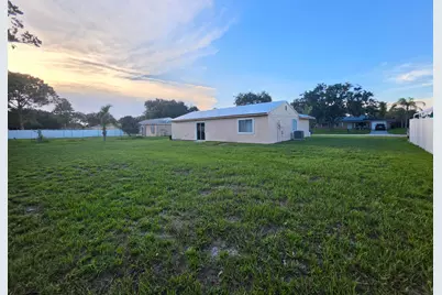 442 SW Belmont Circle, Port Saint Lucie, FL 34953 - Photo 4