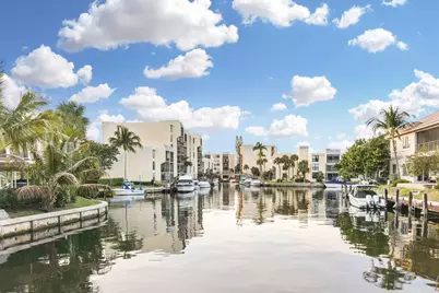 17 Royal Palm Way #105, Boca Raton, FL 33432 - Photo 4