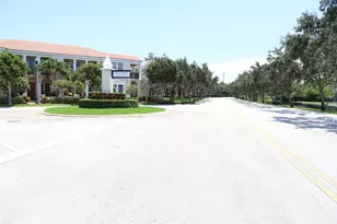 806 NW 82nd Pl, Boca Raton, FL 33487 - Photo 44