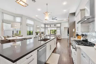 10282 Sweet Bay Manor, Parkland, FL 33076 - Photo 18