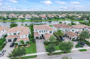 10282 Sweet Bay Manor, Parkland, FL 33076 - Photo 2