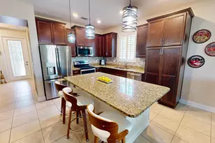 10049 SW Indian Lilac Trail, Port Saint Lucie, FL 34987 - Photo 4
