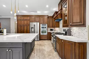 1664 Victoria Pointe Ln, Weston, FL 33327 - Photo 16