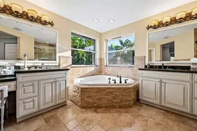 1664 Victoria Pointe Lane, Weston, FL 33327 - Photo 28