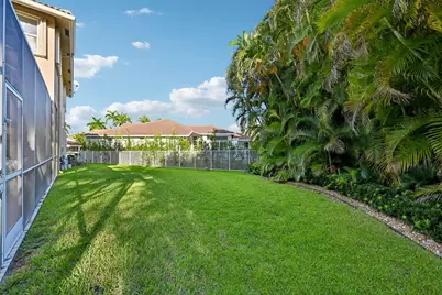 1664 Victoria Pointe Lane, Weston, FL 33327 - Photo 46