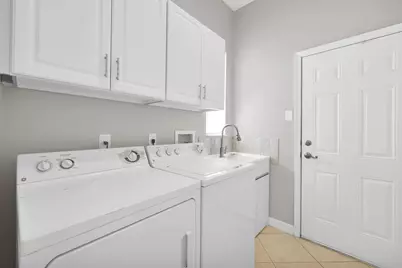 104 NW Willow Grove Avenue, Port Saint Lucie, FL 34986 - Photo 16
