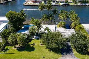 2605 N Riverside Dr, Pompano Beach, FL 33062 - Photo 2