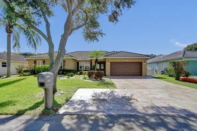 4142 NW 58th Drive, Coconut Creek, FL 33073 - Photo 2