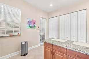 701 SW 147th Ave, Pembroke Pines, FL 33027 - Photo 10