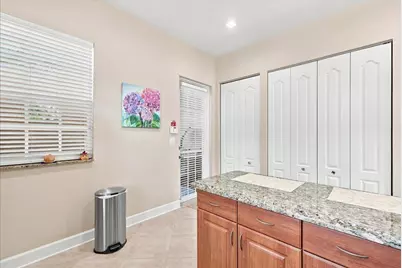 701 SW 147th Avenue, Pembroke Pines, FL 33027 - Photo 10