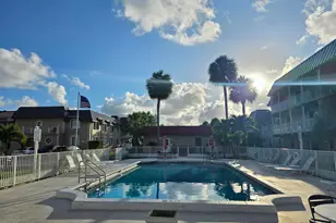 495 SE 8th St, Deerfield Beach, FL 33441 - Photo 22