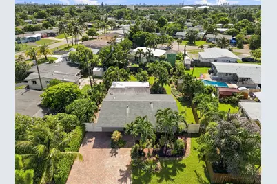 4110 NW 16th Avenue, Oakland Park, FL 33309 - Photo 30
