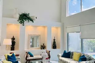 17275 Ventana Dr, Boca Raton, FL 33487 - Photo 4