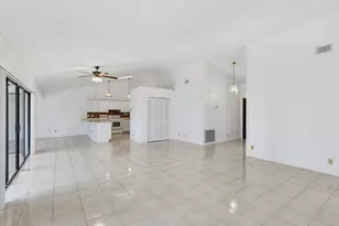 6846 Bianchini Cir, Boca Raton, FL 33433 - Photo 4