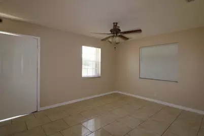 1412 W 6th Street, Riviera Beach, FL 33404 - Photo 12