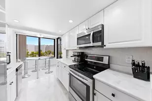 3589 S Ocean Blvd, South Palm Beach, FL 33480 - Photo 6