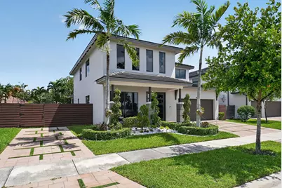 9023 NW 161st Terrace, Miami Lakes, FL 33018 - Photo 4