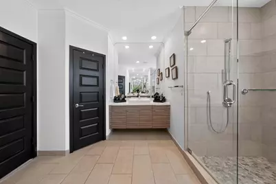 9023 NW 161st Terrace, Miami Lakes, FL 33018 - Photo 40