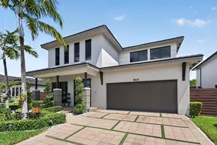 9023 NW 161st Terrace, Miami Lakes, FL 33018 - Photo 1