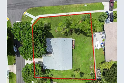 12373 Sawgrass Court, Wellington, FL 33414 - Photo 2