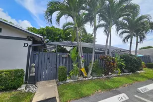 1104 Summit Trail Cir, West Palm Beach, FL 33415 - Photo 1