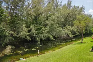 473 Lake Frances Dr, West Palm Beach, FL 33411 - Photo 14