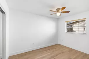 10690 NW 27th Ct, Sunrise, FL 33322 - Photo 18