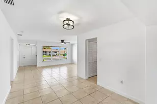10690 NW 27th Ct, Sunrise, FL 33322 - Photo 8