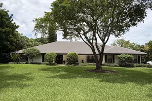 7321 E Cypresshead Dr, Pompano Beach, FL 33067 - Photo 1