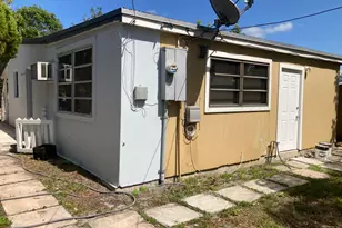 3630 SW 46th Ave, West Park, FL 33023 - Photo 28