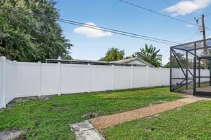 1544 NW 9th St, Boca Raton, FL 33486 - Photo 46