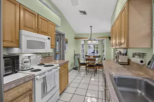 1480 Lake Breeze Dr, Wellington, FL 33414 - Photo 14