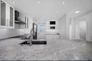 2200 NE 33rd Ave, Fort Lauderdale, FL 33305 - Photo 6