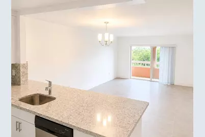7915 Camino Real #Apt N416, Miami, FL 33143 - Photo 2