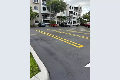 7915 Camino Real #Apt N416, Miami, FL 33143 - Photo 8