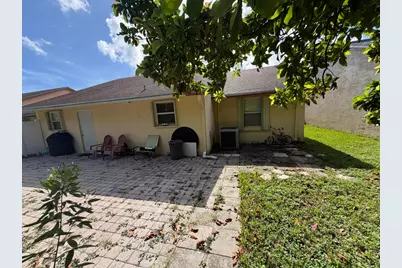 5842 Lake George Place, Lake Worth, FL 33463 - Photo 14