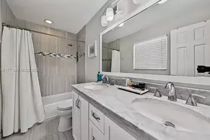2125 NE 17th Terrace, Wilton Manors, FL 33305 - Photo 12