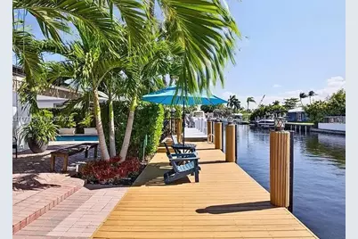 2125 NE 17th Terrace, Wilton Manors, FL 33305 - Photo 4
