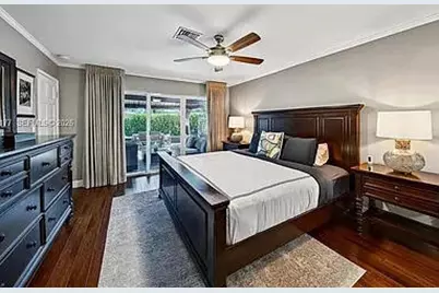 2125 NE 17th Terrace, Wilton Manors, FL 33305 - Photo 10