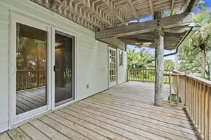 2511 Lightlewood Ln, Fort Pierce, FL 34946 - Photo 38
