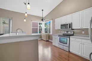 10682 NW 48th St, Coral Springs, FL 33076 - Photo 12