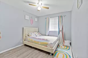 2227 Oakmont Dr, Riviera Beach, FL 33404 - Photo 22