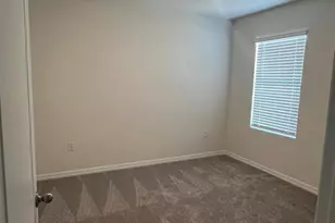 2892 Waterlily Wy, Poinciana, FL 34759 - Photo 10
