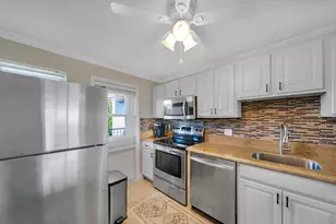 2901 S Palm Aire Dr, Pompano Beach, FL 33069 - Photo 6