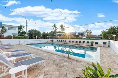 2200 NE 33rd Avenue #17C, Fort Lauderdale, FL 33305 - Photo 6