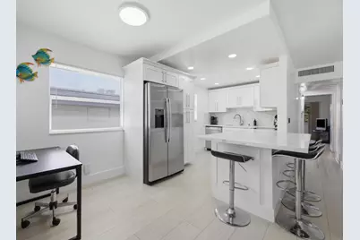 573 Brittany L, Delray Beach, FL 33446 - Photo 2