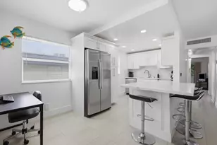 573 Brittany L, Delray Beach, FL 33446 - Photo 2